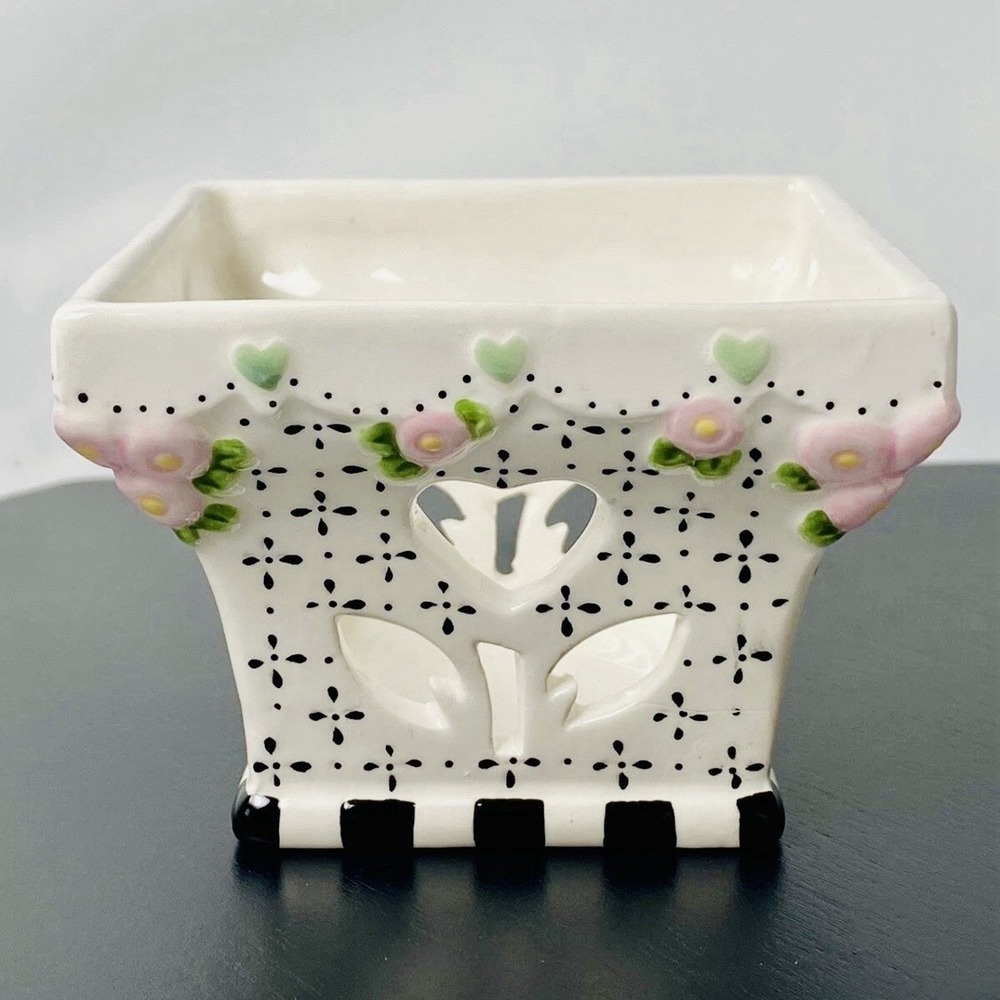 New With Box-Mary Engelbreit Ink 1999–Primrose Votive Candle Holder-78002